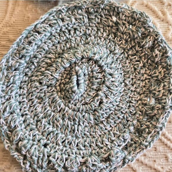 Handmade Red, White, and Blue Crochet Placemat Doilies - Picture 4 of 4